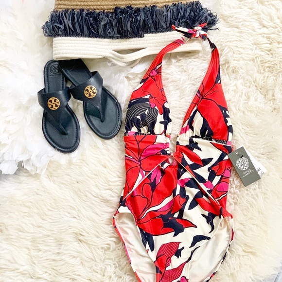 🎉🎉HP🎉🎉 Vince Camuto Plunging Wrap Suit - Picture 6 of 8